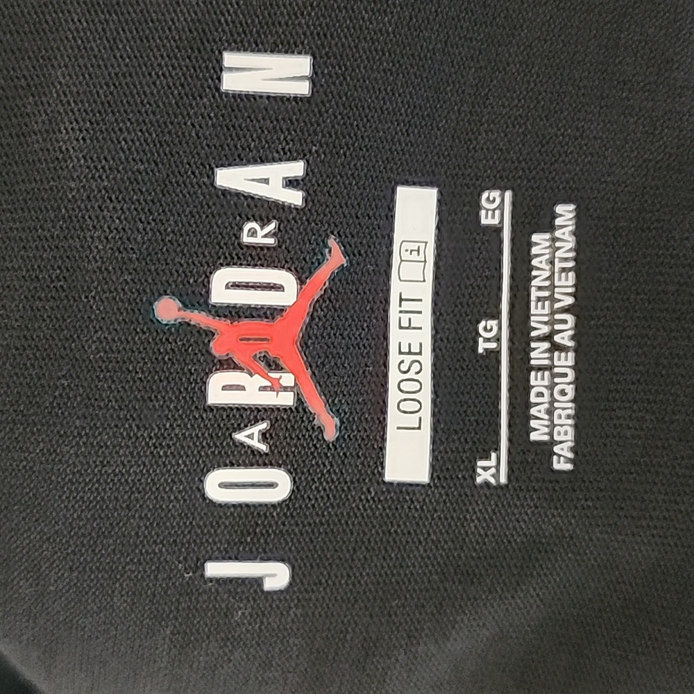 Nike Air Jordan Heritage Logo Short Sleeve Loose Fit Black Tee Shirt Brand New - Picture 12 of 13
